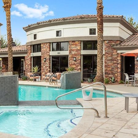 Cozysuites Glendale By The Stadium With Pool 05 Eksteriør billede
